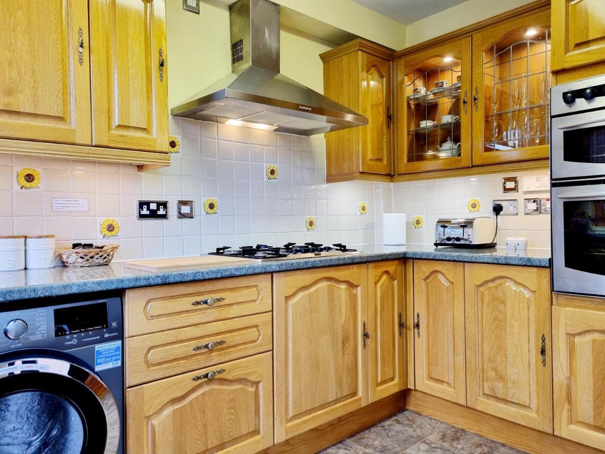 Inverness City 3 Bedroom House Free Parking Exterior foto